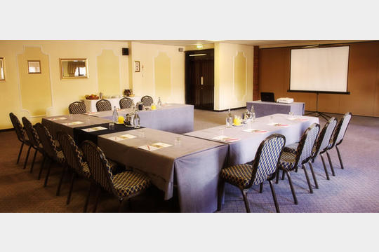 Beaufort Park Hotel